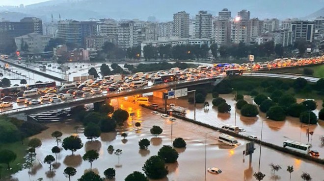 İzmir de yağışlı gün sayısı yarı yarıya düştü... Tehlike çanları çalıyor!