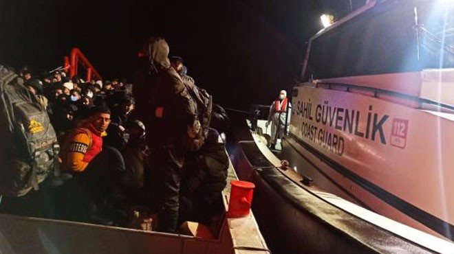 İzmir de yakalanan göçmen kaçakçıları tutuklandı