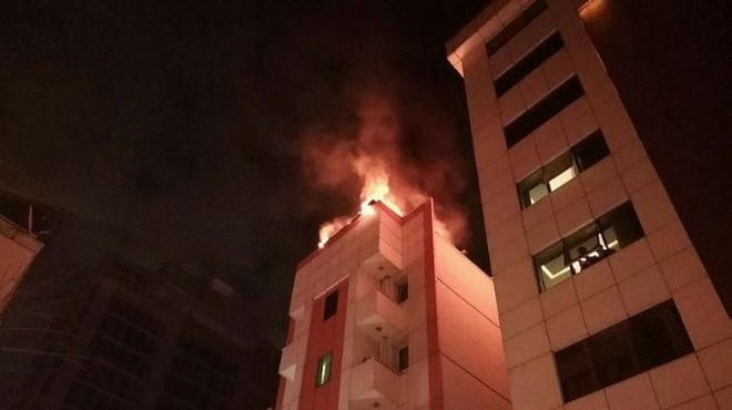 İzmir deki otelde yangın paniği!