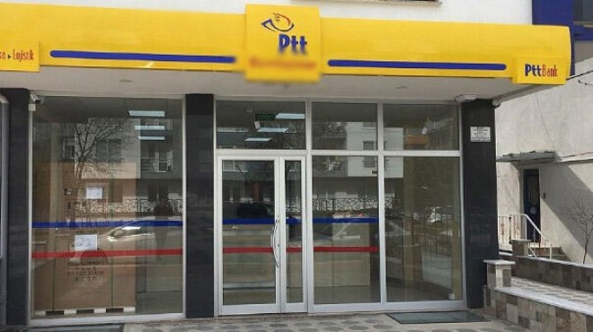 İzmir deki PTT Şubesi hakkında skandal iddia!