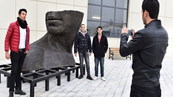 İzmir’e engelsiz heykeller geliyor!