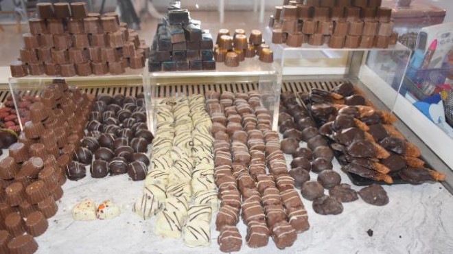 İzmir Gıda Mühendisleri Odası uyardı: Sevgililer Günü için çikolata alırken dikkat!