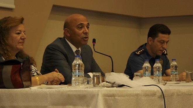 İzmir İl Emniyet Müdürü Şahne muhtarlardan bölge sorunlarını dinledi