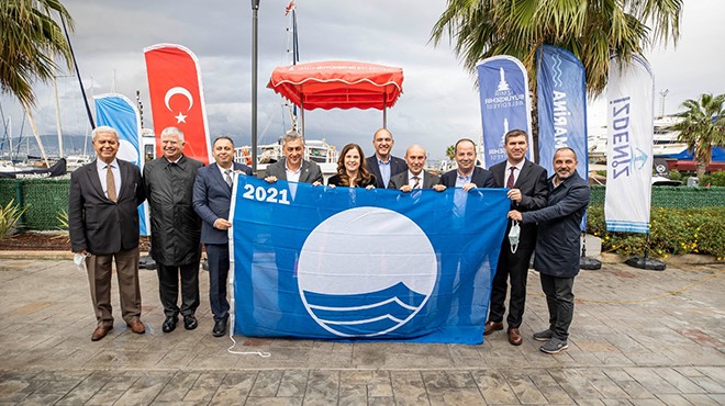 İzmir Marina’da Mavi Bayrak gururu