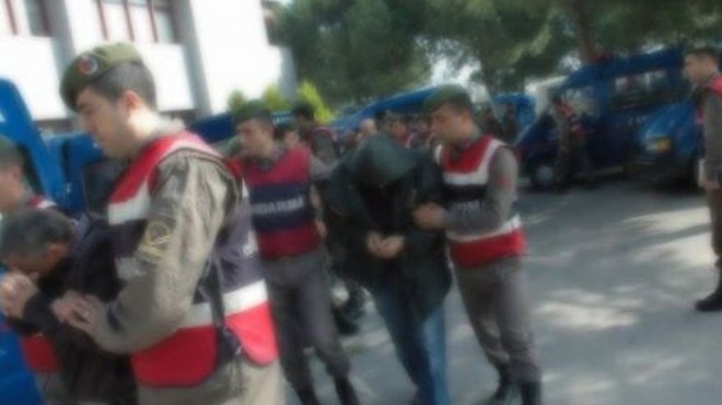 İzmir merkezli FETÖ operasyonu: Gözaltılar var!