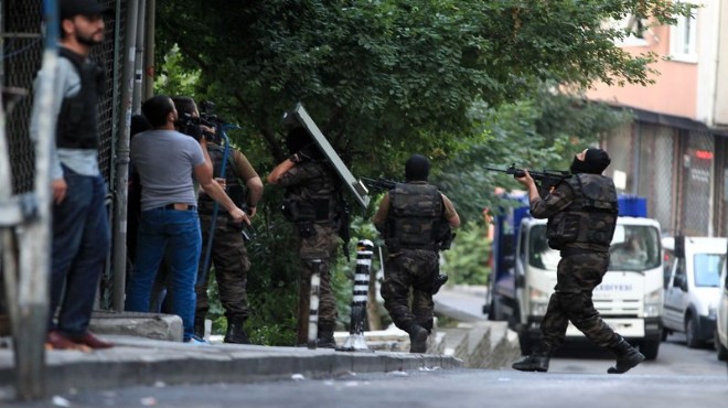 İzmir de terör operasyonu: Onlarca gözaltı!
