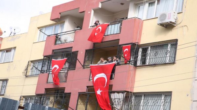 İzmir in yüreği yanıyor: Aynı camide 2 acı veda…