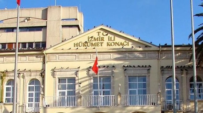 İzmir Valiliği nden  3 okul birden kapatıldı  açıklaması