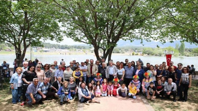 İzmirli gazeteciler piknikte buluştu