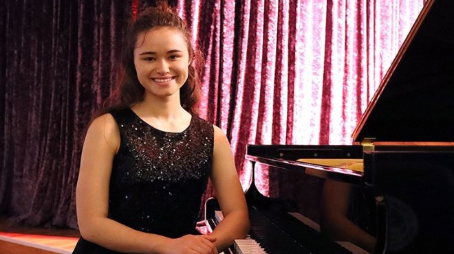 İzmirli genç piyanistten uluslararası başarı