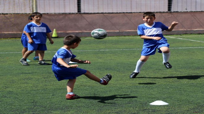 Karabağlar’da yaz spor okulları başladı