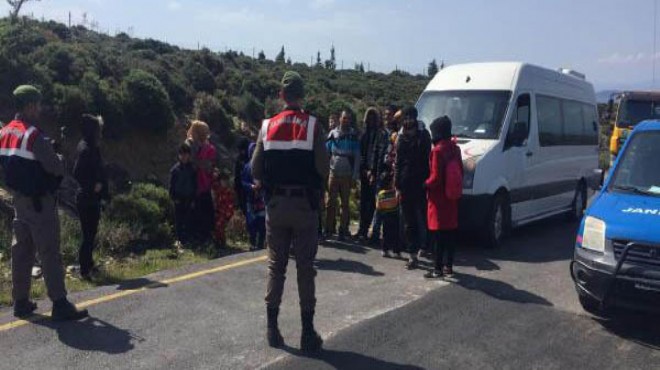 Karaburun da 22 kaçak göçmen yakalandı