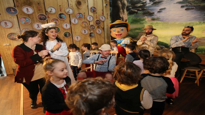Karşıyaka Çocuk Müzesi dünyaya açıldı