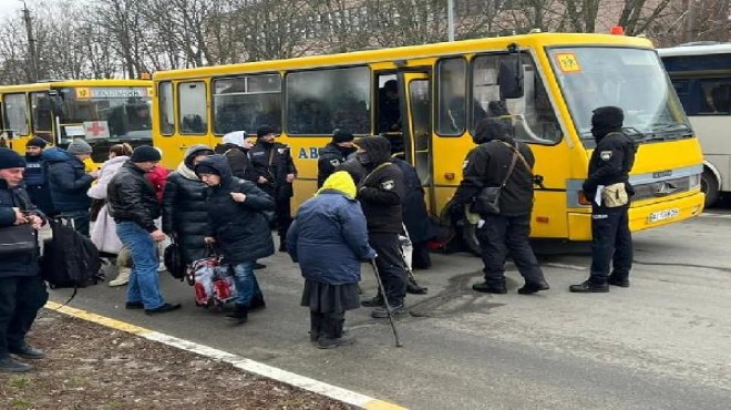 Kuşatma altındaki Kiev’de tahliyeler devam ediyor