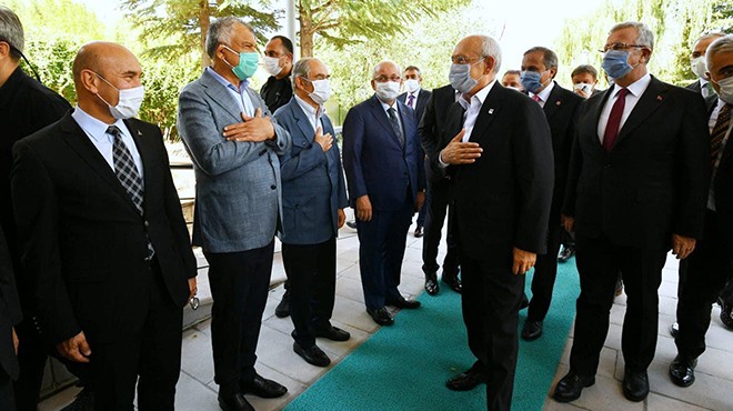Kılıçdaroğlu büyükşehir belediye başkanları ile görüştü