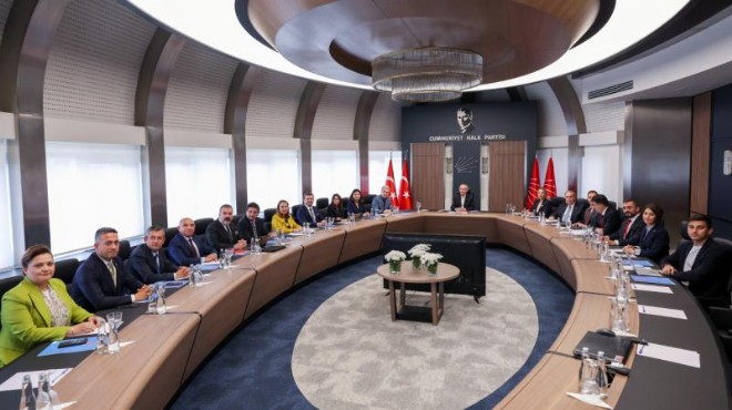 Kılıçdaroğlu yeni A Takımı ile toplandı