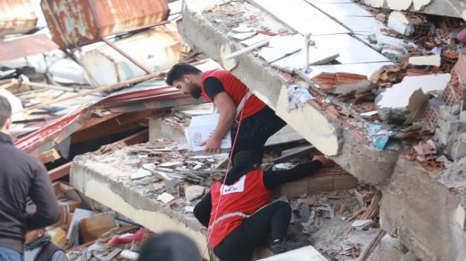 Kızılay’ın 2 bin 300 personeli depremden etkilendi
