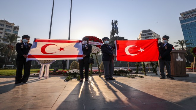 KKTC nin kuruluşu İzmir de kutlandı