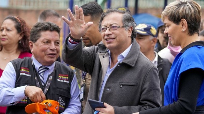Kolombiya nın yeni cumhurbaşkanı belli oldu