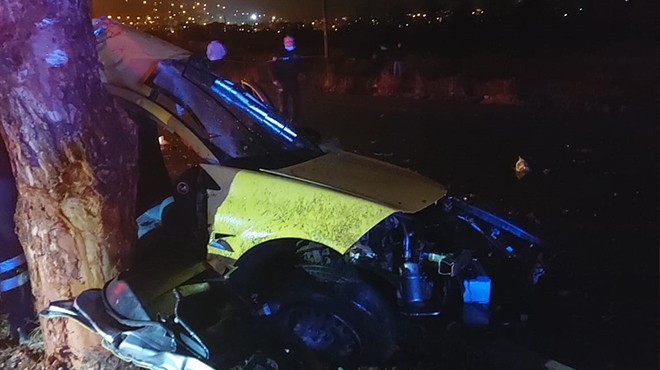 Korkunç kaza: Taksideki iki yolcu yaşamını yitirdi!
