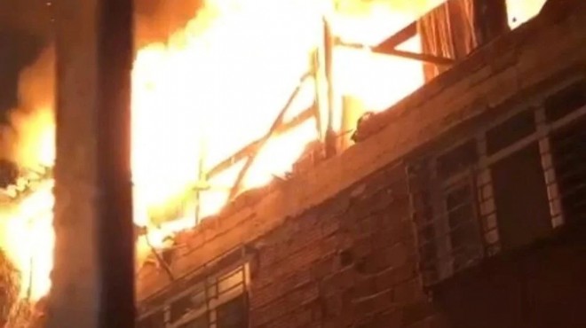 Korkutan yangın: Kömürlükte başladı, yan binaya sıçradı