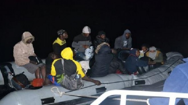 Kuşadası nda 15 kaçak göçmen yakalandı