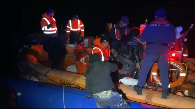 Lastik botta kaçmaya çalışan 41 düzensiz göçmen yakalandı