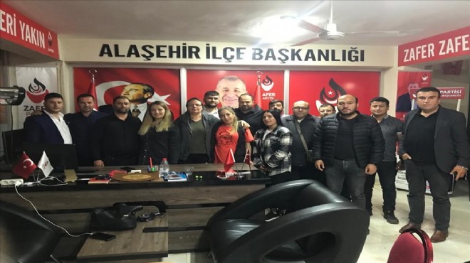 Manisa da Zafer Partisi Alaşehir İlçe Teşkilatı istifa etti