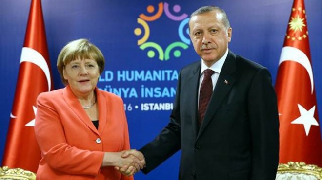 Merkel den flaş Türkiye açıklaması!