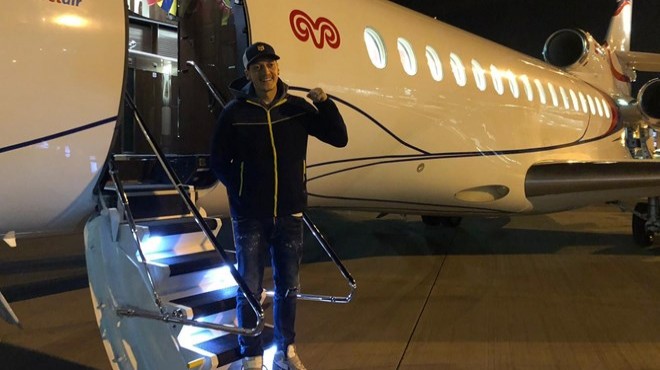 Mesut Özil, Fenerbahçe için İstanbul a geliyor