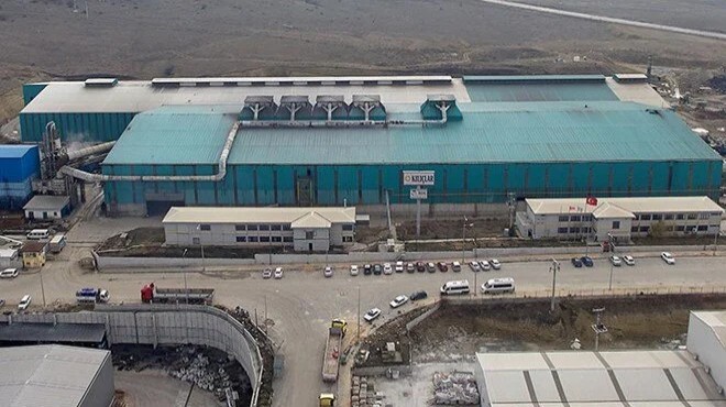 Metal fabrikasında patlama: 2 işçi öldü