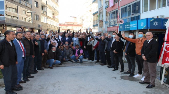 MHP İzmir e 100 yeni üye