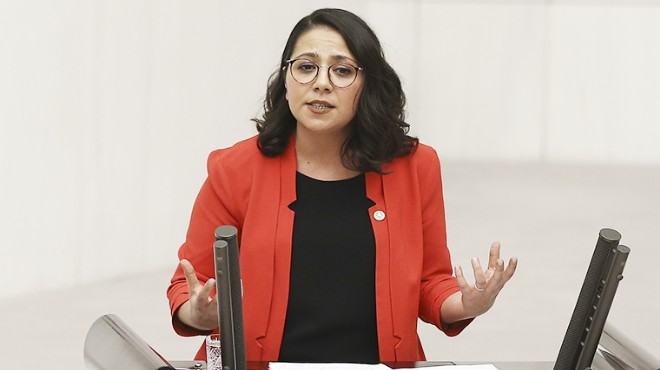 Milletvekili Sera Kadıgil, CHP den istifa etti!