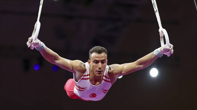 Milli cimnastikçi Adem Asil, dünya şampiyonu!
