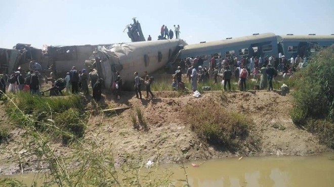 Mısır da tren kazası: Ölü ve yaralılar var!