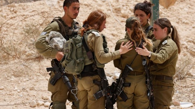 Mısır sınırında üç İsrail askeri öldürüldü