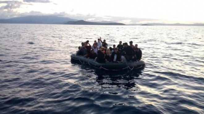 Muğla açıklarında 30 düzensiz göçmen kurtarıldı