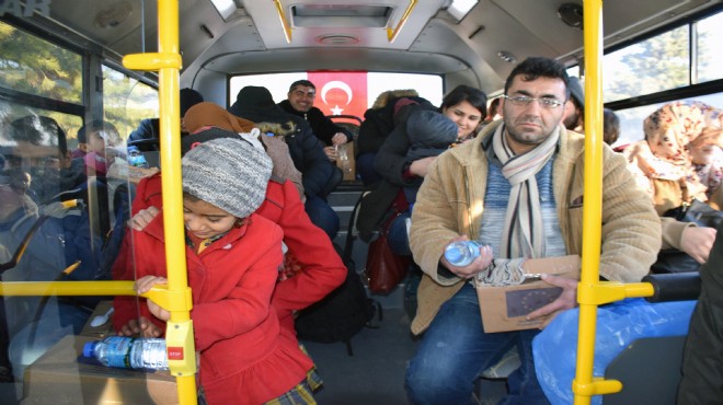 Mülteciler İzmir den kaçarken yakalandı