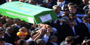 Neşet Ertaş’ın cenazesindeki ‘o soru’ Meclis’e taşınıyor 