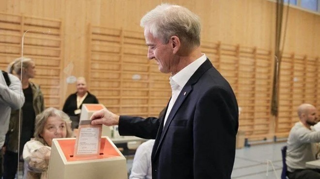 Norveç te seçim sonuçlarında sol blok önde