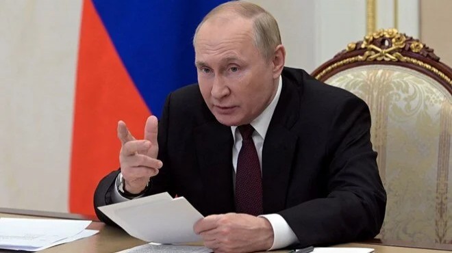 Putin:  Askeri potansiyeli artıracağız 