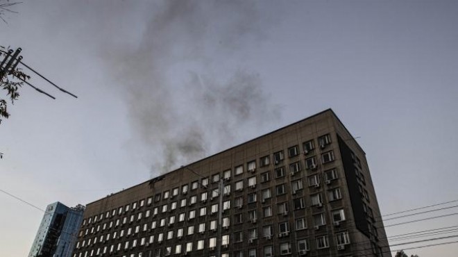 Reuters: Kiev de iki patlama sesi duyuldu!