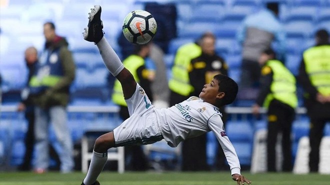 Ronaldo nun oğlunun yeni takımı belli oldu