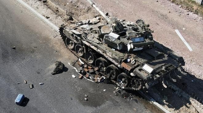 Rus komutan Ukrayna da intihar etti