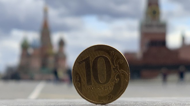 Rusya da faiz arttırıldı... Ruble yükselişte!