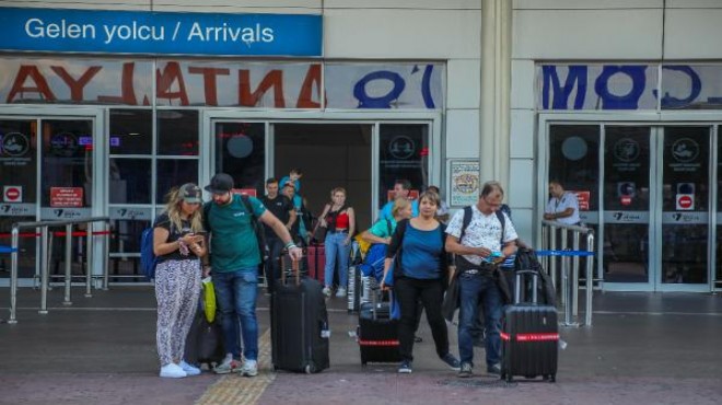 Rusya dan kaçış: Antalya ya 70 bin TL ye bilet!