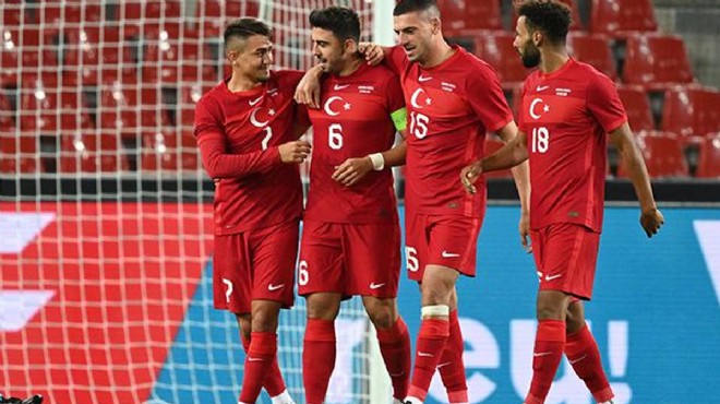 Rusya-Türkiye maçı seyircili oynanacak