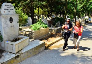 İzmir’in mezarlıklarında hırsızlık kabusu: 3 ayda… 