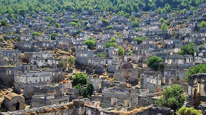 İzmir in terk edilmiş köyü turizme kazandırılacak