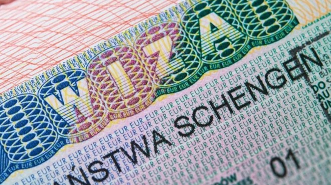 Schengen krizi tur şirketlerini zarara soktu